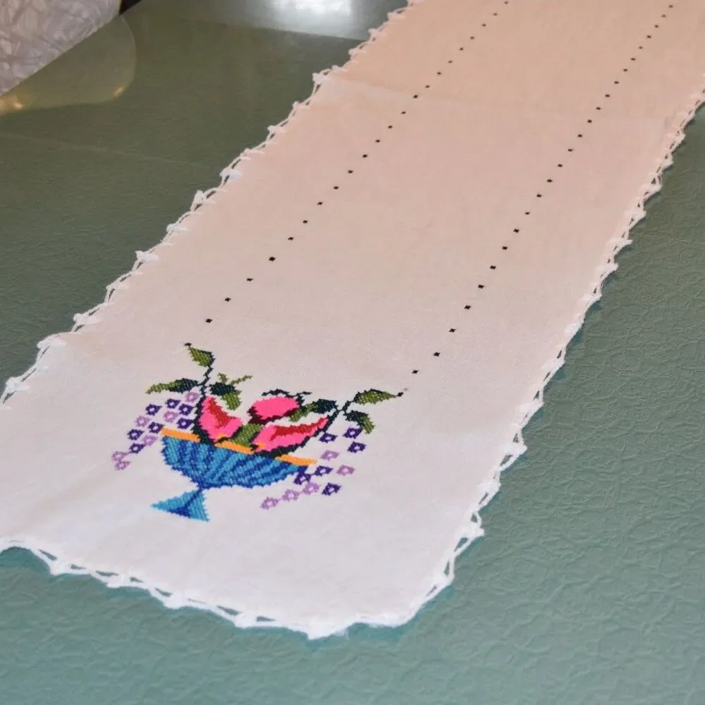 Vintage Mexican Embroidered Table Runner Folk Art Floral Crochet 53x14